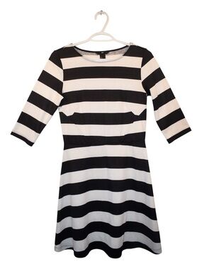 H&M Black and White Striped Long Sleeve Fit-and-Flare Dress